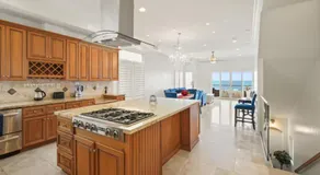 Oceanfront Bliss on Pacific Coast Highway - Image 3
