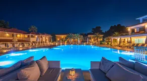 Lagomandra Beach Hotel - Image 3