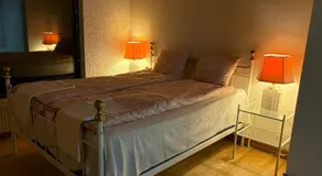 Rosen Hill - Image 3