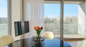 Verde Apartments - Image 2