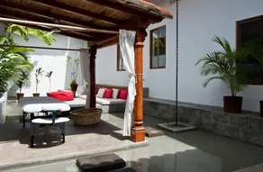 Los Patios Hotel Granada - Image 3