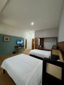 And Living Hotel - Image 3
