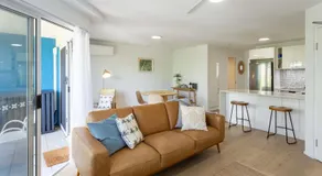 Beautifully Renovated Maroochydore Beach Apartment - Image 2
