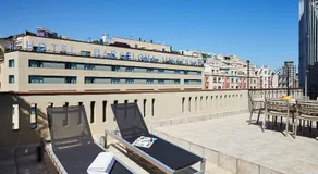 AB Paral·lel Spacious Apartments - Image 3