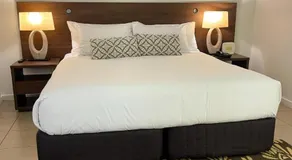 Stunning 2Bdrm Cable Beach Unit - Image 2