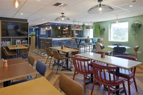 Travelodge Chelmsford - Image 2
