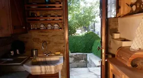 Traditional Greek Cottage - Image 3