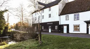Little Dene Lodge by The Suffolk Cottage Collection - Image 5