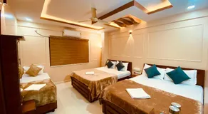 AL-MANAL 306 Premium Room Triple Bed - Image 1