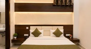 Hotel Pleasant Taj Agra -Budget Family AC Rooms - Image 5
