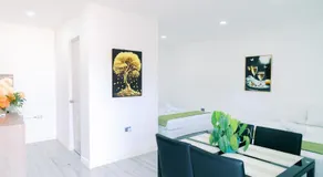 Green Lodging House - Image 4