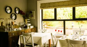 Ben Breen House Apartment - Image 3