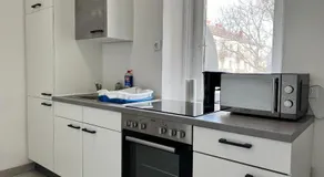 Spacious Vienna 4BR Stay for Friends & Families - Image 4