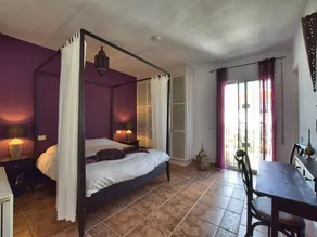 Villa in Sayalonga mit Privatpool - Image 2