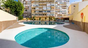 VER5 - Terraza con vistas al mar, Wifi, Smart TV, Piscina, Playa, Centro - Image 5