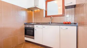 Amazing Apartment In Bilice With Swimming Pool - Image 5