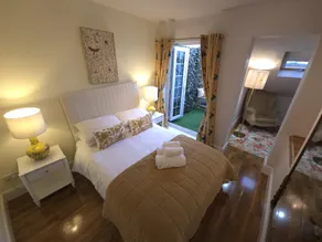 Cosy Cottage 5 Mins to Chester & Zoo - Image 2