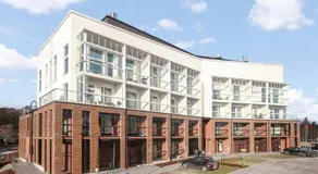 Maple Loft Apartment - Image 2