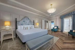 Disney's Grand Floridian Resort And Spa - Image 2