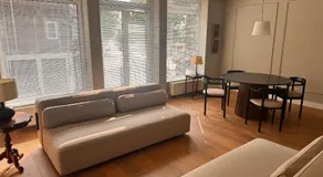 Spacious apartment with roof terrace and balcony - Image 2
