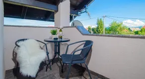 Black Queen Guesthouse - Image 3