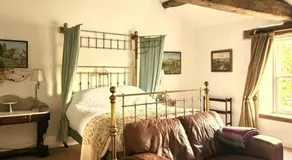 Burnlee House Apartment - Image 2