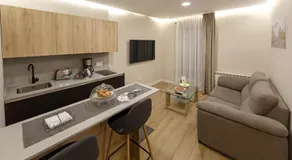 Cáceres Deluxe - Image 2