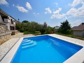 Apartment mit privatem Pool, Garten und Grill - Image 3