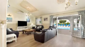 Casa Suenos - Image 2