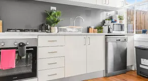 2-Bedroom House Woolloomooloo Good for 6 Guests - Image 4