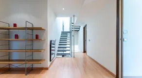 Villa avec piscine privée, jacuzzi et jardin | Vue jardin - Image 4