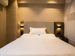 Hanting Hotel Handan Railway Station - Image 4