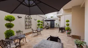 Hotel BLOOM Batumi - Image 4