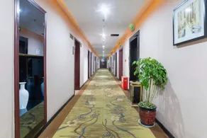 Huarui Business Hotel (Meixian Meiyang Street Bus Station Branch) - Image 2
