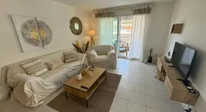 Elegant Apartment with Sea View and Swimming pool - Image 2