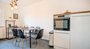 Moderne Wohnung für 6 nahe Arena - Image 4