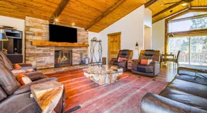 Angels Camp Lodge by AvantStay - Image 3