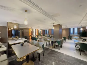 Shanghai Lotus Hotel - Image 4