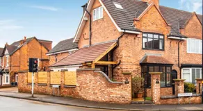 Salubrious Area, 1 double bedroom, NEC, BELFRY, BIRMINGHAM, RESORTS WORLD, DAYTON MANOR, - Image 5