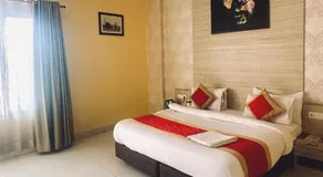 Hotel Asha - Image 2