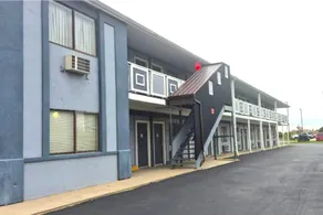 Economy Inn Merrillville By Townhouse I 65 - Image 5