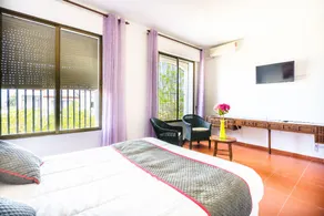 Venta del Alto Hotel las Cumbres by Vivere Stays - Image 4