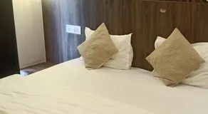 Hotel Chandigarh - Image 2