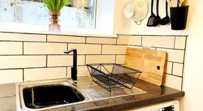 The Nook - A stylish apartment with garden, near the beach - Image 4