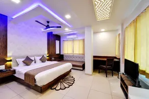 Hotel Devkinandan - Image 4