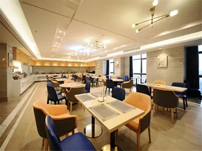 Kyriad Hotel Changsha Environmental Protection Science and Technology Park - Image 3