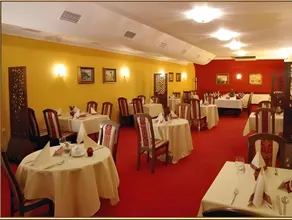 Hotel Grand - Image 4