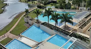Spa Apartment Beautiful Views Of Golf Course - Image 5