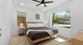 The Peaceful Puffin - New Modern 5 min to Town - Image 2