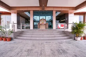 FabHotel Prime Shree Palace - Image 3